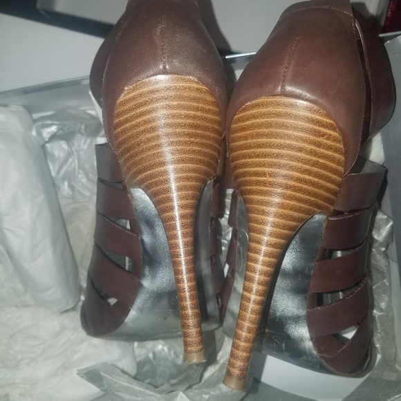 Jessica Simpson Strappy heels - Picture 3 of 6